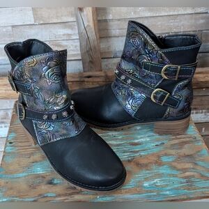 New Metallic Embossed Rose Pattern Buckled Boots W Side Zipper